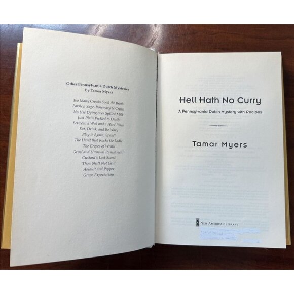 Hell Hath No Curry: A Pennsylvania Dutch Mystery 1st Print Hardcover Book - Picture 4 of 9